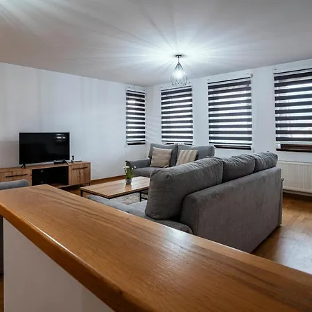 Mahala Apartman