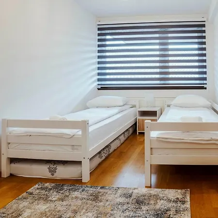 Mahala Apartman